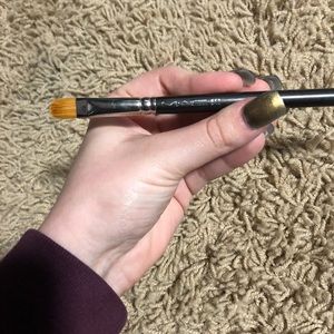 MAC 242 BRUSH